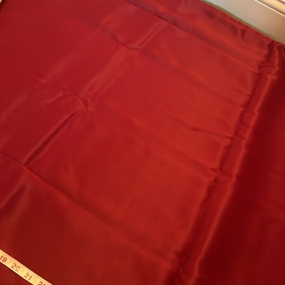 Blackout Cutains Burgundy 2 panels - Picture 2 of 7